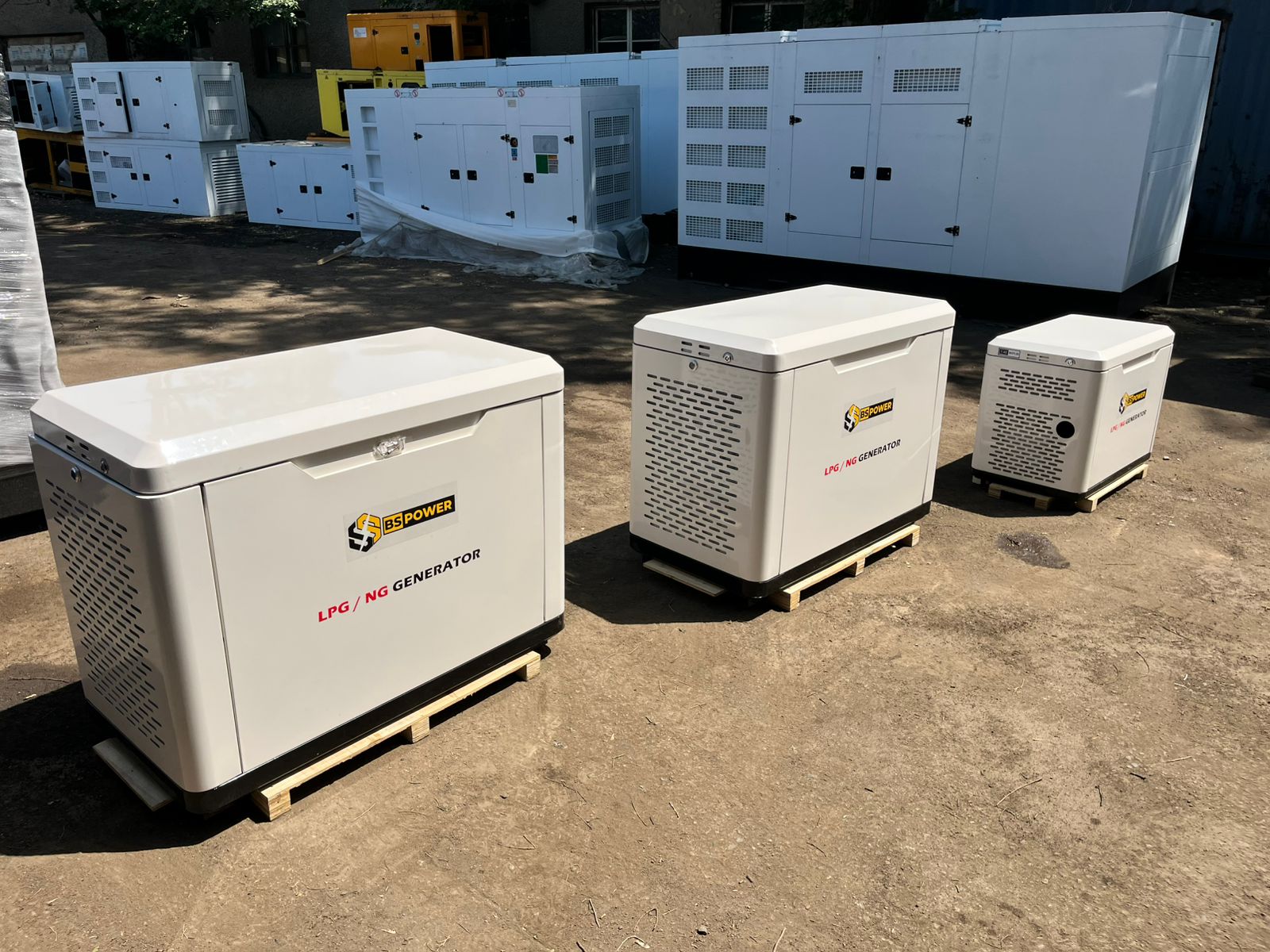 Линейка газовых генераторов BS Power 8, 12 и 18 кВт на складе